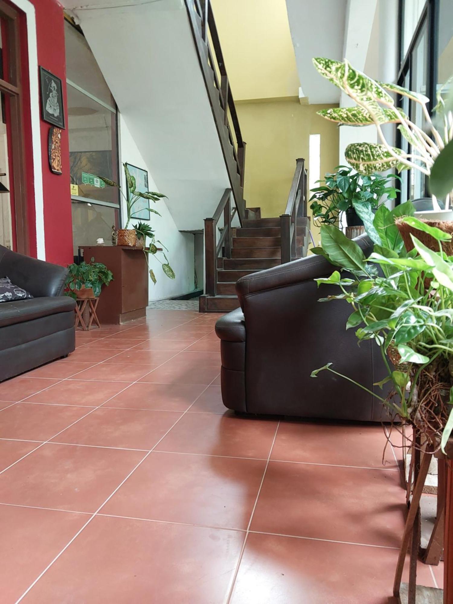 Lake Wave Hotel Anuradhapura Luaran gambar