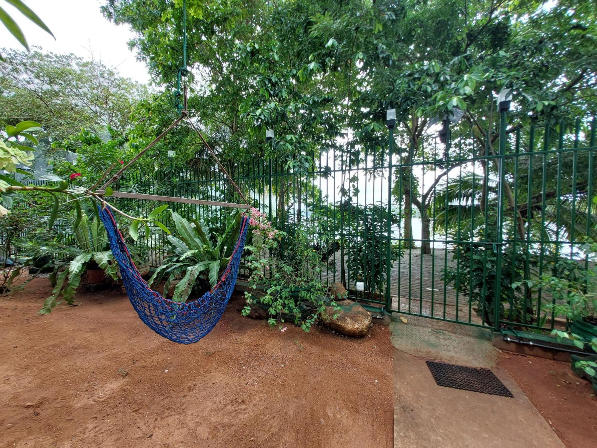 Lake Wave Hotel Anuradhapura Luaran gambar