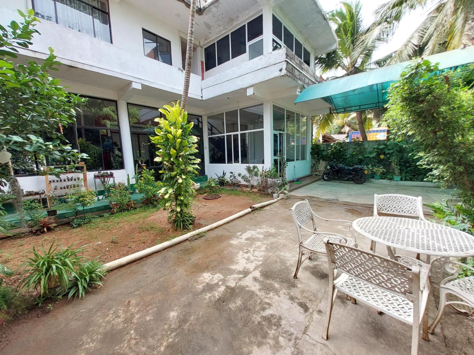 Lake Wave Hotel Anuradhapura Luaran gambar