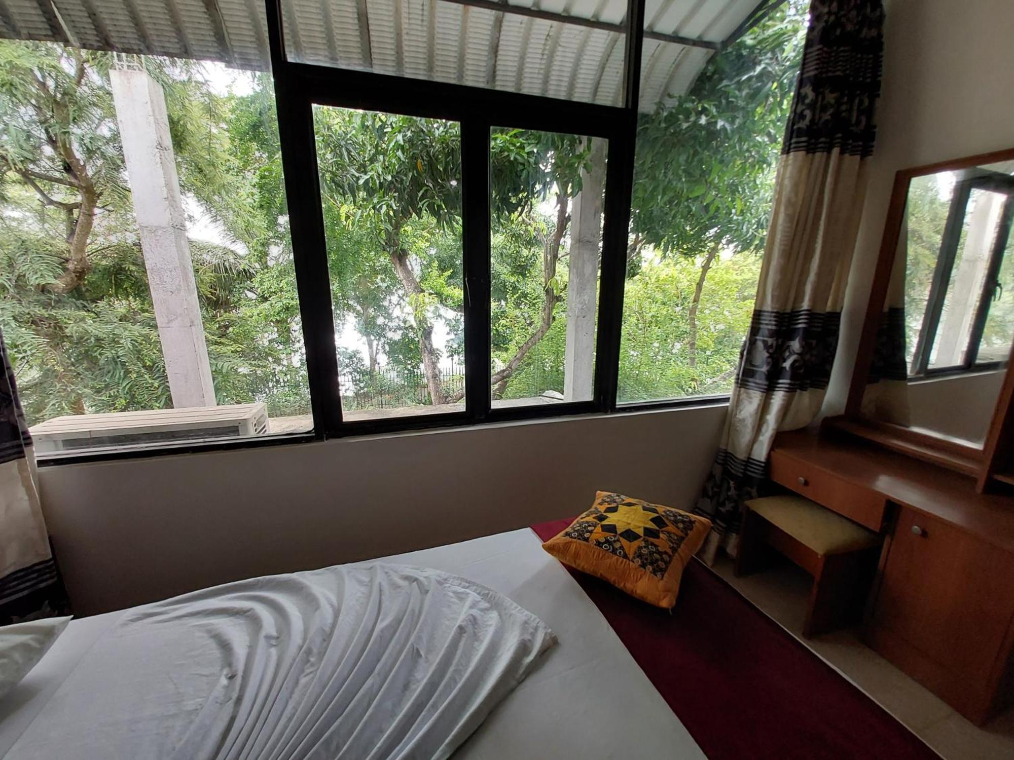 Lake Wave Hotel Anuradhapura Luaran gambar