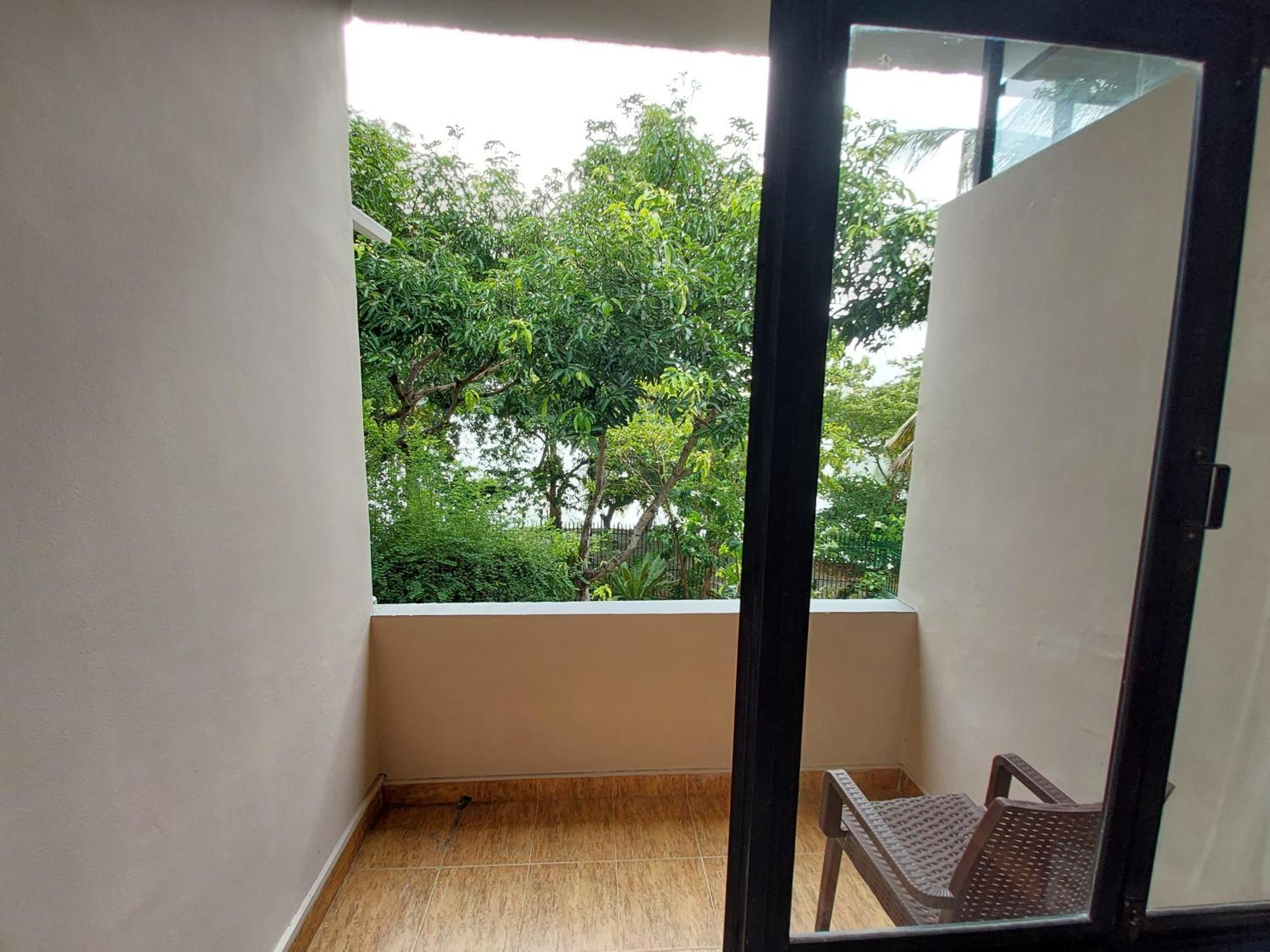 Lake Wave Hotel Anuradhapura Luaran gambar